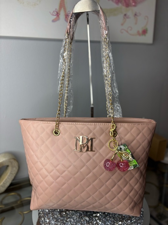 Badgley Mischka Handbags - Badgley Mischka quilted chain strap tote bag in blush NWT